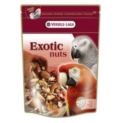 Loros Con Nueces Exotic 750 Gr. Versele-Laga